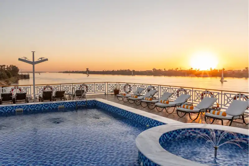 Qual è la Migliore Crociera sul Nilo? Guida completa per scegliere l’esperienza perfetta in Egitto