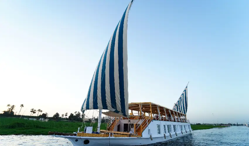 Qual è la Migliore Crociera sul Nilo? Guida completa per scegliere l’esperienza perfetta in Egitto