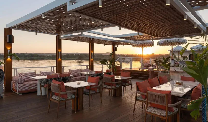 Crucero por el Nilo en Dahabeya Súper Lujo: Kyla Oferta 2026