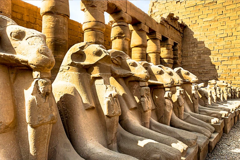 Tempio di Karnak: Guida Completa al Cuore di Luxor Tempio di Karnak: Guida Completa al Cuore di Luxor