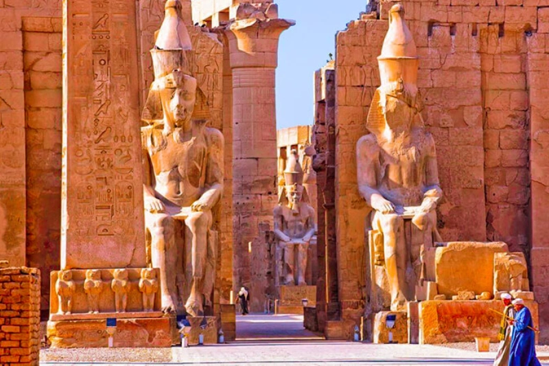 Tempio di Luxor: Tutto su Storia, Faraoni e Consigli per la Visita