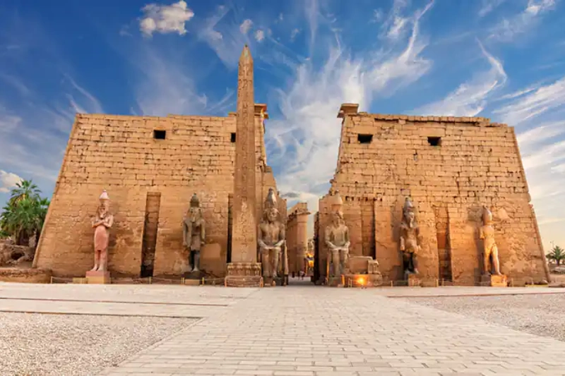 Tempio di Luxor: Tutto su Storia, Faraoni e Consigli per la Visita