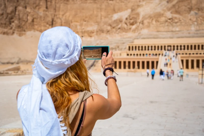 Tempio di Hatshepsut: la Guida Completa al Capolavoro di Deir el-Bahari Tempio di Hatshepsut: la Guida Completa al Capolavoro di Deir el-Bahari