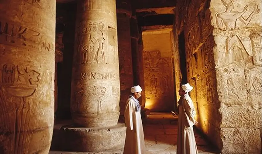 Tempio di Abydos: Alla Scoperta del Grande Tempio di Seti I in Egitto Tempio di Abydos: Alla Scoperta del Grande Tempio di Seti I in Egitto