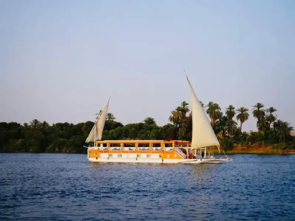 Vacanza sul Nilo in Crociera Dahabeya Amoura